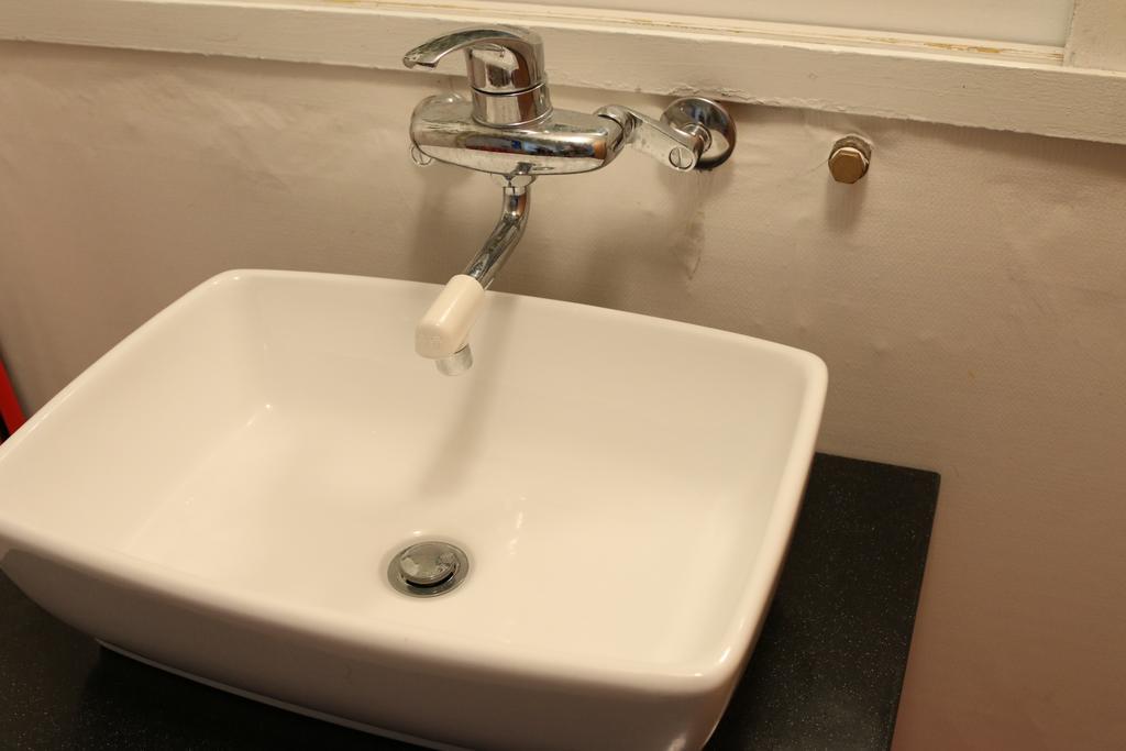 Hongdae Housetay Guesthouse 2Nd Branch Сеул Екстер'єр фото