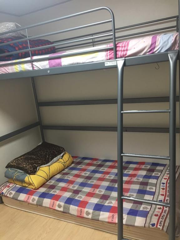Hongdae Housetay Guesthouse 2Nd Branch Сеул Екстер'єр фото